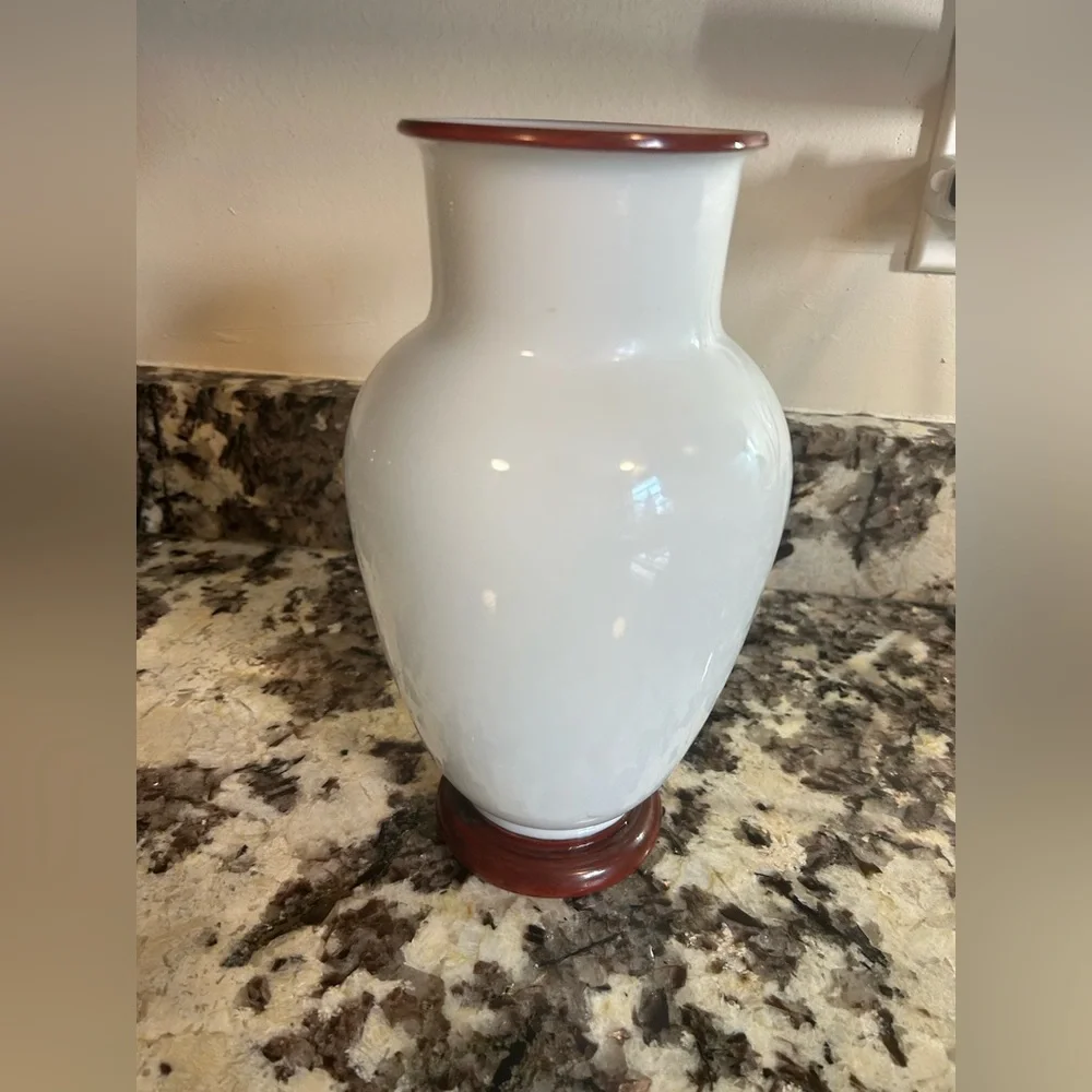 Vintage hand painted vase‎ floral ceramic eggshell chinoiserie Homedecor